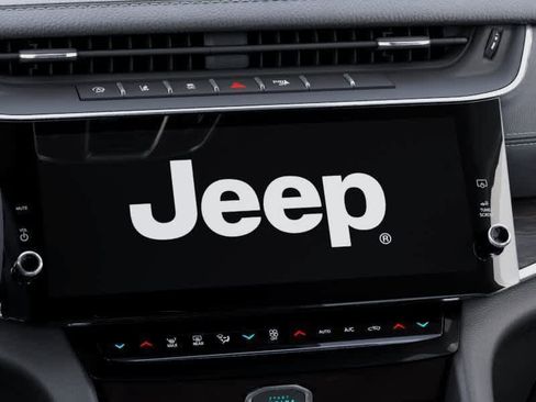 New 2026 Jeep Grand Cherokee Limited w/ Limited Altitude Package AWD/4WD image 44