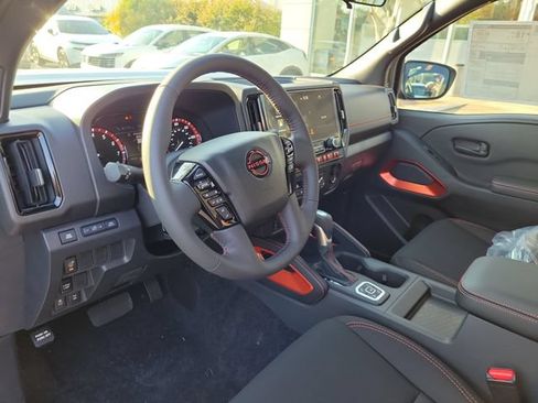 New 2026 Nissan Frontier PRO-4X w/ Tow Package AWD/4WD image 15