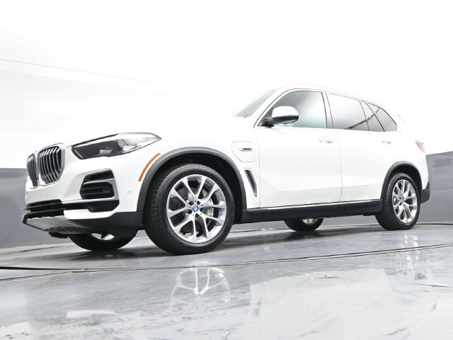 Used 2023 BMW X5 xDrive45e AWD/4WD image 38