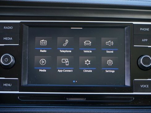 Used 2020 Volkswagen Jetta SE image 28