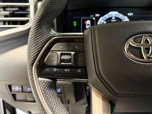 Used 2024 Toyota Tundra Limited AWD/4WD image 36