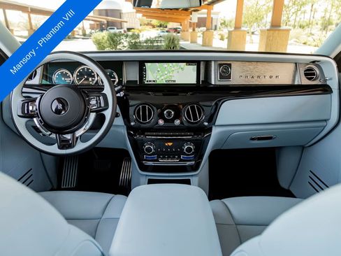 Used 2023 Rolls-Royce Phantom Sedan w/ The Phantom Package RWD image 4