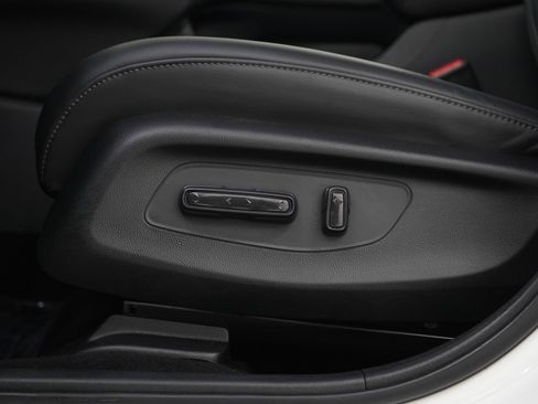 Used 2024 Honda HR-V EX-L image 22