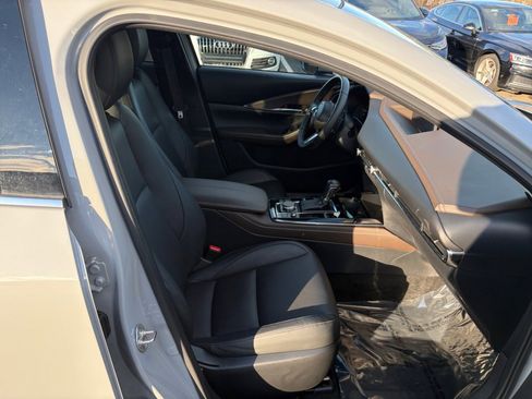 Used 2025 MAZDA CX-30 AWD 2.5 S w/ Premium Package image 28