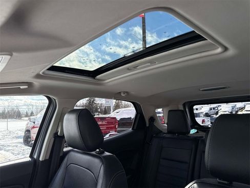 Used 2021 Ford EcoSport Titanium image 13