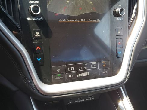 Certified 2025 Subaru Outback Premium w/ Popular Package #1A AWD/4WD image 27