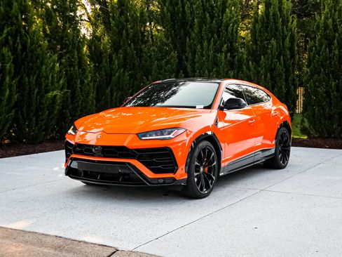 Used 2022 Lamborghini Urus AWD/4WD image 5