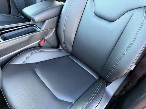 New 2026 Jeep Compass Limited image 30