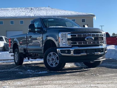 New 2026 Ford F350 XLT image 2