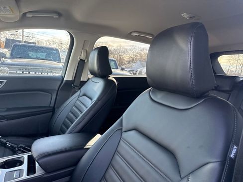 Used 2024 Ford Edge SEL w/ Convenience Package image 23
