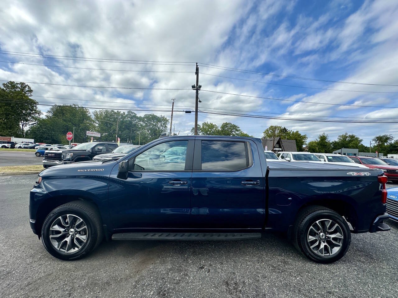 Used 2019 Chevrolet Silverado 1500 RST w/ All-Star Edition AWD/4WD image 2
