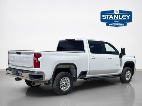 Used 2025 Chevrolet Silverado 2500 LT w/ Convenience Package AWD/4WD image 9