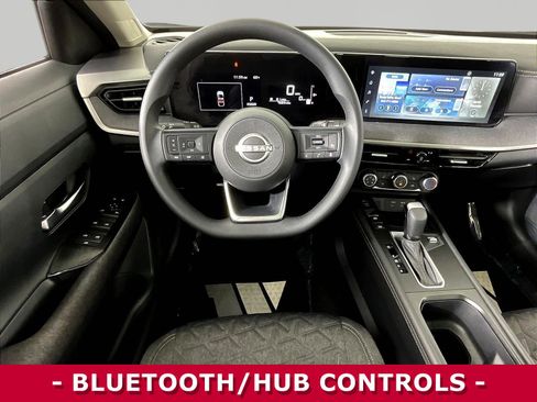 Certified 2025 Nissan Kicks SV w/ SV Premium Package AWD/4WD image 8