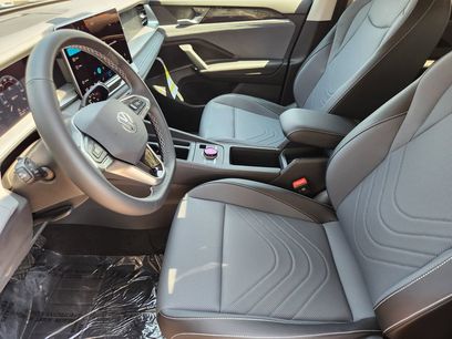 New 2026 Volkswagen Tiguan SE