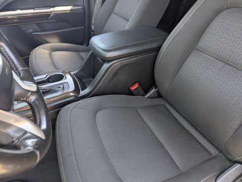 Used 2019 GMC Canyon SLE w/ Driver Alert Package RWD image 19