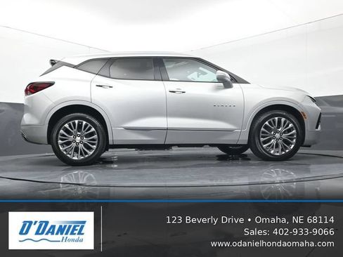 Used 2020 Chevrolet Blazer Premier AWD/4WD image 13