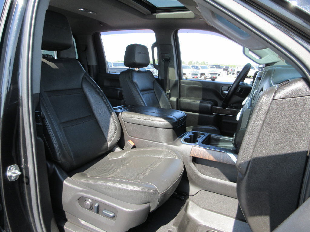 Used 2023 GMC Sierra 2500 Denali w/ Denali Black Diamond Edition AWD/4WD image 26