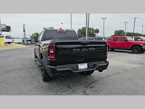 New 2026 RAM 1500 Express AWD/4WD image 33