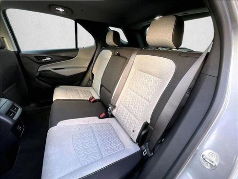 Used 2023 Chevrolet Equinox LS FWD image 28
