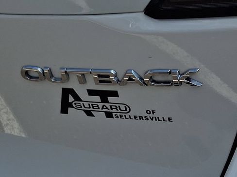 Certified 2025 Subaru Outback Premium AWD/4WD image 31