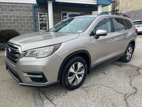 Used 2019 Subaru Ascent Premium w/ Popular Package #3 image 1