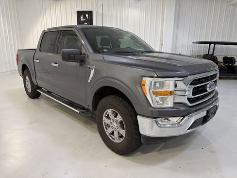 Used 2023 Ford F150 XLT w/ Equipment Group 301A Mid RWD image 7