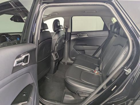 Used 2024 Kia Sportage EX FWD image 26