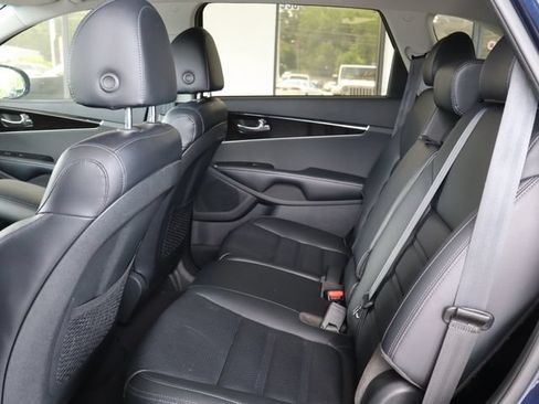 Used 2020 Kia Sorento EX FWD image 37