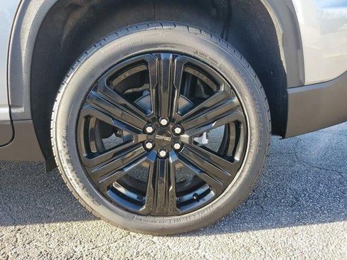 New 2025 GMC Acadia Elevation w/ Black Edition image 9