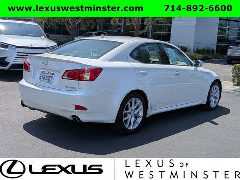 Used 2011 Lexus IS 250 w/ Premium Pkg Value Edition RWD image 8