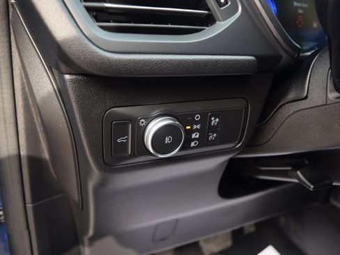 Used 2022 Ford Escape Titanium w/ Class II Trailer Tow Package image 7