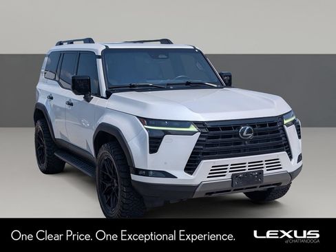 Used 2024 Lexus GX 550 AWD/4WD image 1