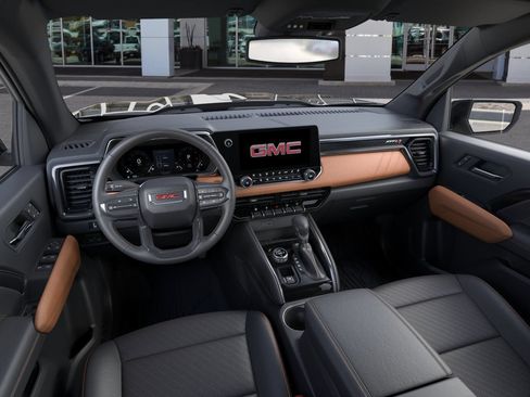 New 2026 GMC Canyon AT4 w/ AT4 Premium Package AWD/4WD image 15