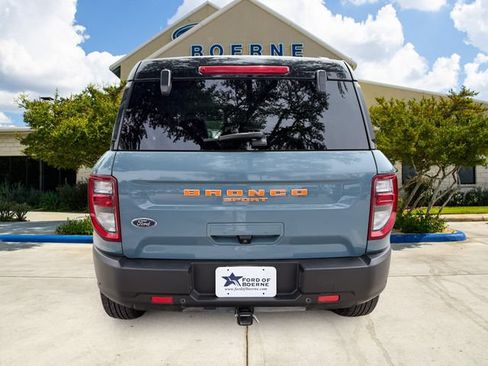 Used 2022 Ford Bronco Sport Outer Banks w/ Tech Package AWD/4WD image 4