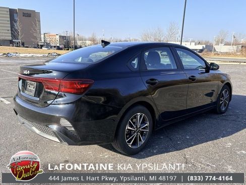 Certified 2023 Kia Forte LXS w/ LXS Technology Package image 5