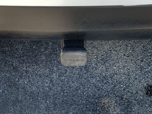 Used 2018 Volvo XC60 T6 Momentum w/ Convenience Package AWD/4WD image 34