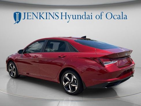 Certified 2023 Hyundai Elantra SEL w/ Convenience Package FWD image 5