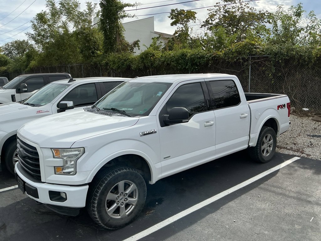Used 2016 Ford F150 XLT w/ Equipment Group 302A Luxury AWD/4WD image 3