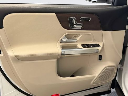 Certified 2023 Mercedes-Benz GLB 250 4MATIC image 15