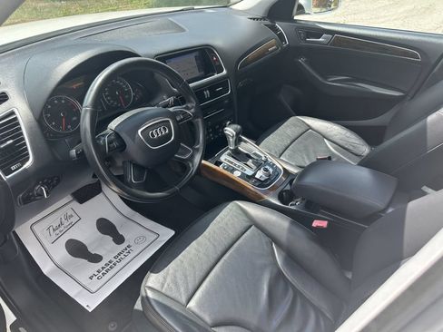Used 2015 Audi Q5 2.0T Premium Plus w/ Technology Package AWD/4WD image 9