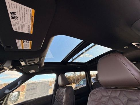 New 2026 Nissan Armada Platinum image 14