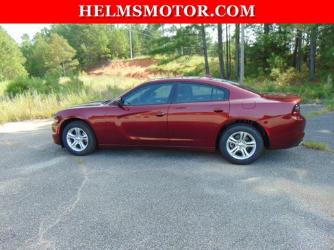 Used 2023 Dodge Charger SXT image 4