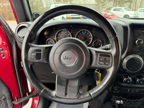 Used 2011 Jeep Wrangler Sport image 15