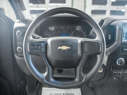 Used 2024 Chevrolet Silverado 2500 Custom w/ Custom Convenience Package image 33