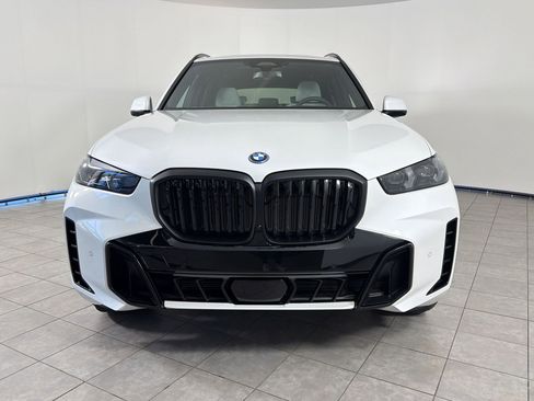 New 2026 BMW X5 xDrive50e w/ M Sport Package image 6