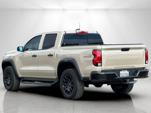Used 2024 Chevrolet Colorado Trail Boss w/ Advanced Trailering Package AWD/4WD image 5