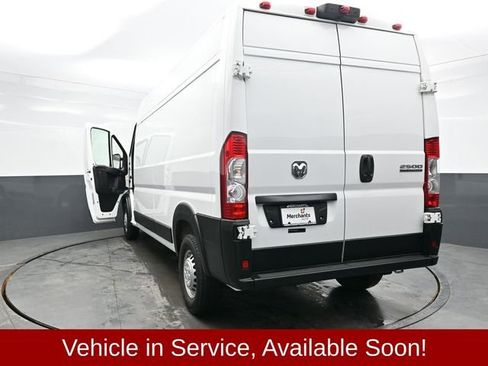 Used 2025 RAM ProMaster 2500 w/ Convenience Group image 43