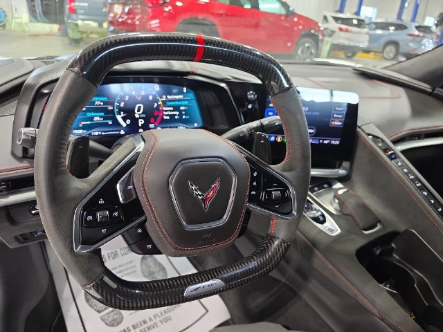 Used 2023 Chevrolet Corvette Z06 RWD image 10