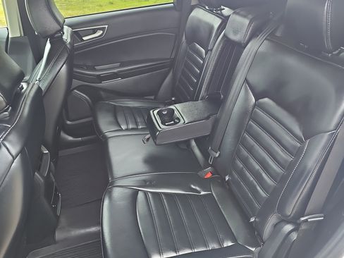 Used 2024 Ford Edge SEL w/ Convenience Package AWD/4WD image 17