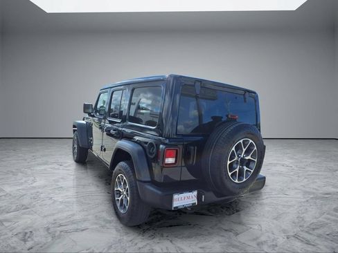 Used 2024 Jeep Wrangler Unlimited Sport AWD/4WD image 5